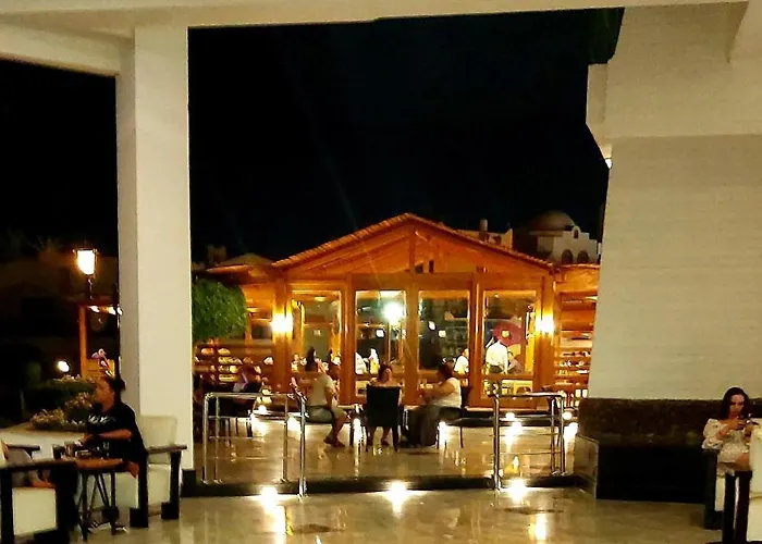 Regina And Aqua Park 4* الغردقة
