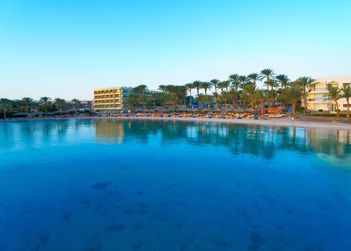 Regina And Aqua Park منتجع 4*