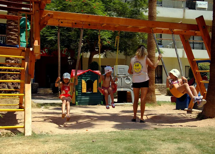 منتجع Regina And Aqua Park 4*