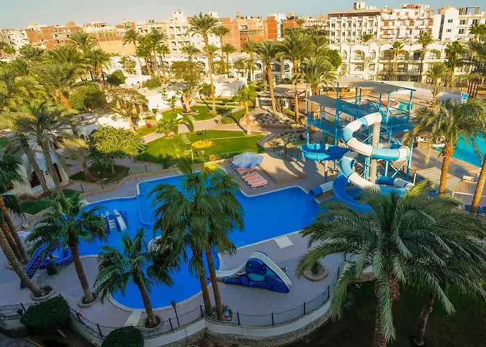 Regina And Aqua Park 4*